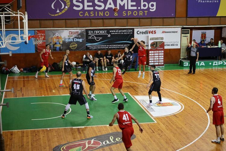 В инфарктен мач „Хасково“ победи „Локомотив“ с 1 точка разлика