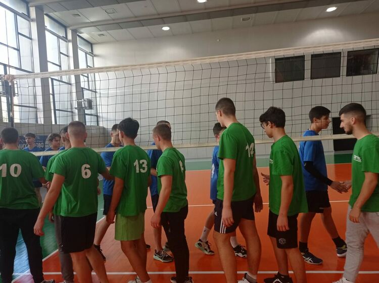 В ППМГ "Васил Левски" - Смолян се оказаха почитатели на волейбола