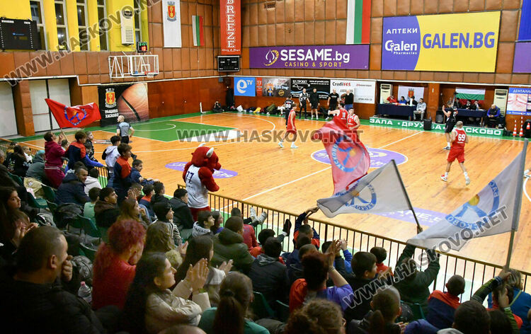 В инфарктен мач „Хасково“ победи „Локомотив“ с 1 точка разлика