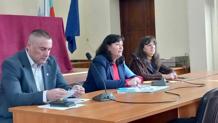 Община Кърджали с Център за подкрепа на лица с увреждания