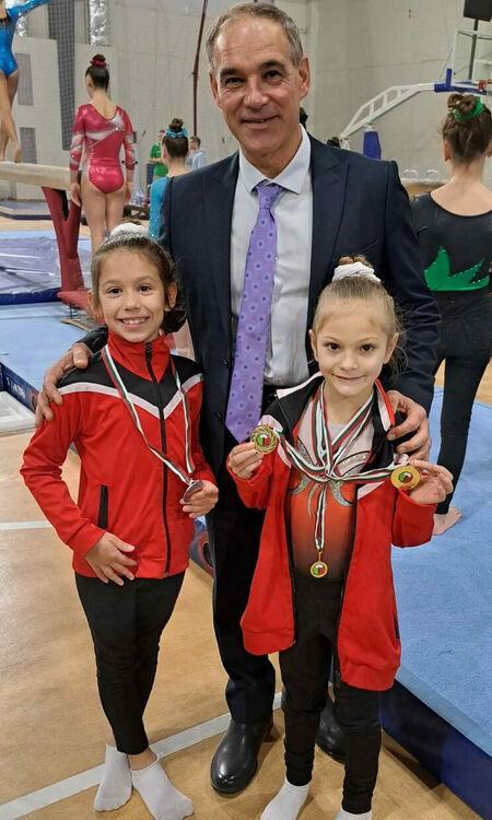 Състезателки на „Юнак“ с престижни класирания на турнир по спортна гимнастика