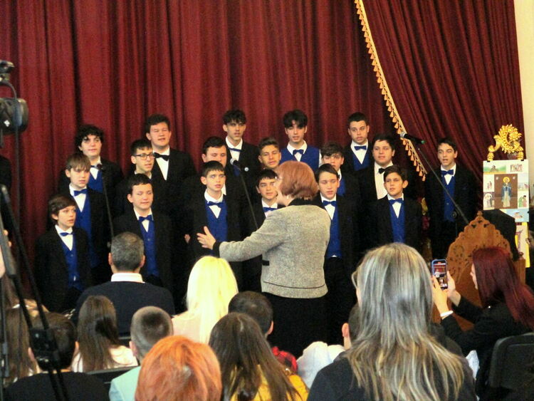 Писмо до Света Богородица вдъхнови 563 ученици от страната и чужбина. Три от наградите дойдоха в Смолян