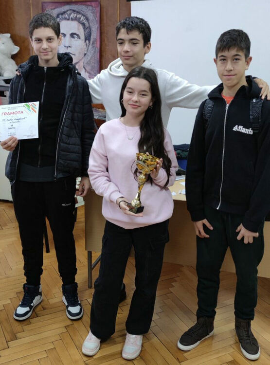 Отборите на ПМГ и на СУ „Св. Паисий Хилендарски“ са общински първенци по шах