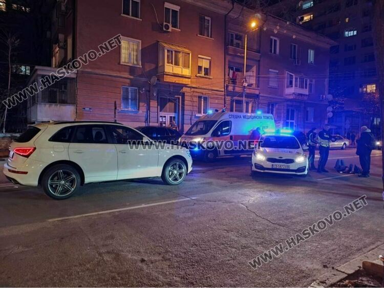 Лек автомобил блъсна жена на бул. "Стефан Стамболов" 
