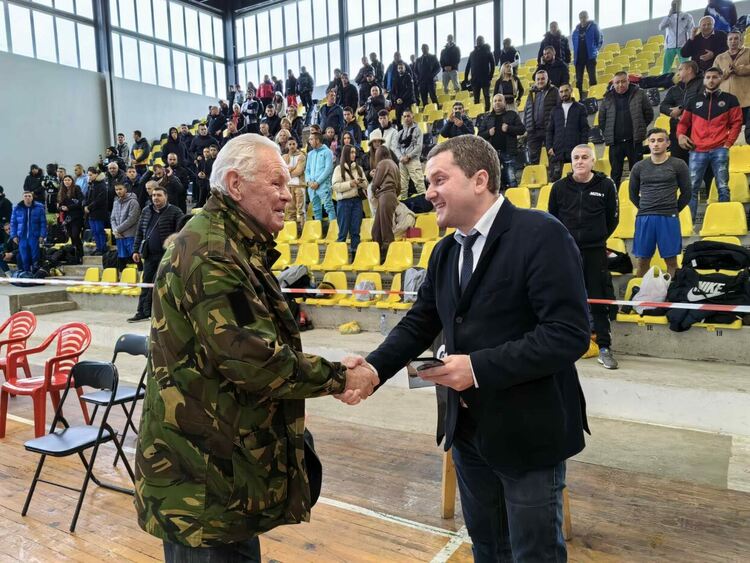 Перник отново е домакин на кръг от Държавното лично отборно първенство по бокс за мъже и жен