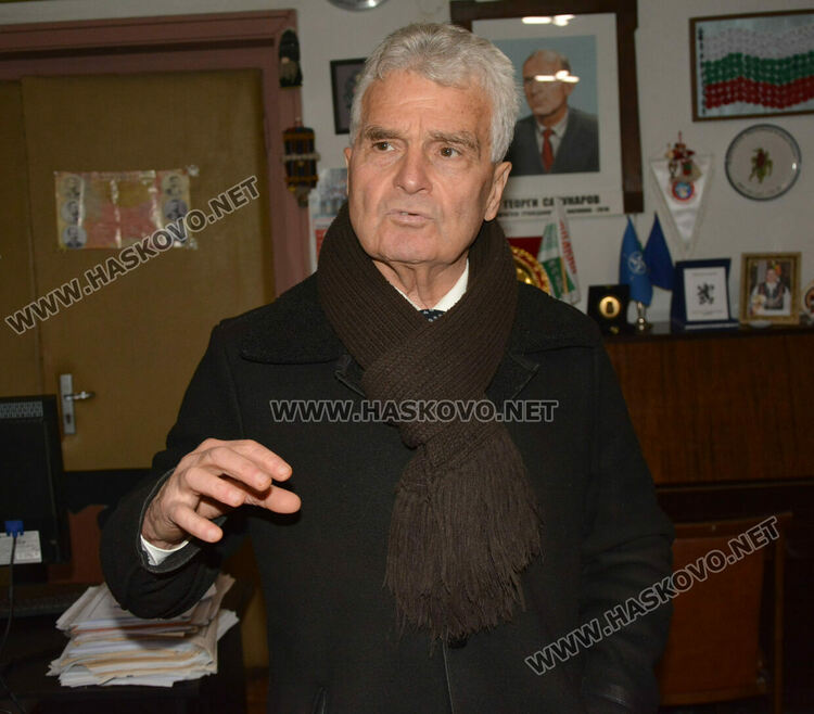 Тракийци от Хасковско изпращат дарения за Коледа на децата от Неделното училище в Одрин