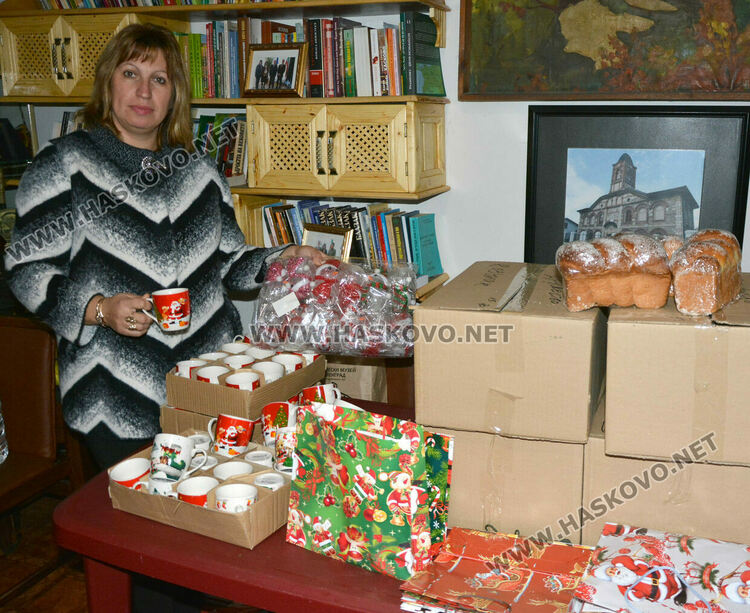 Тракийци от Хасковско изпращат дарения за Коледа на децата от Неделното училище в Одрин
