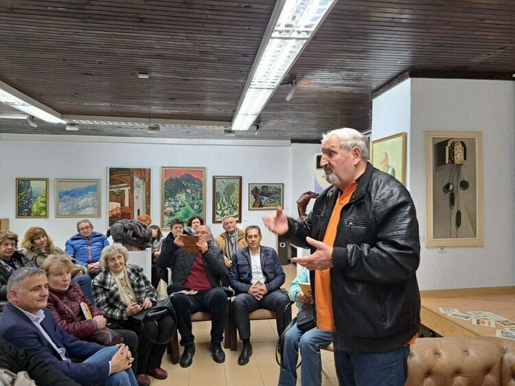 Васил Венински представи двете си нови книги