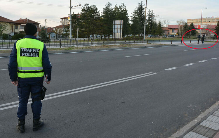 41 пешеходци глобени за месец  в Хасково за неправилно пресичане 