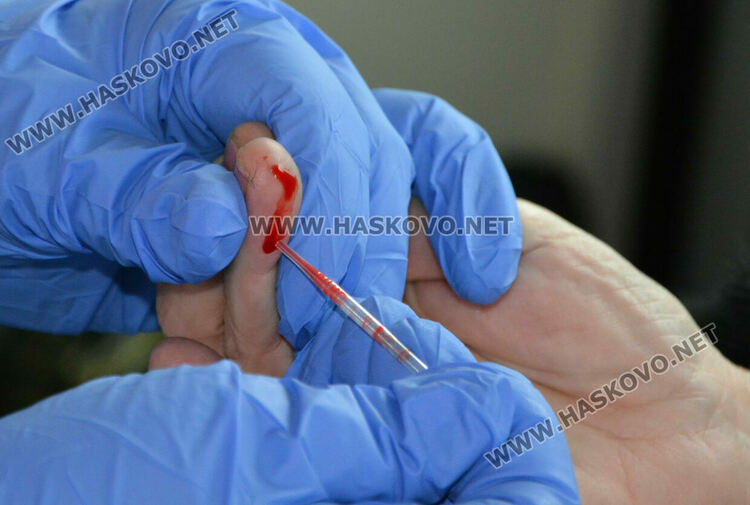 Седем нови ХИВ позитивни за година в Хасковско