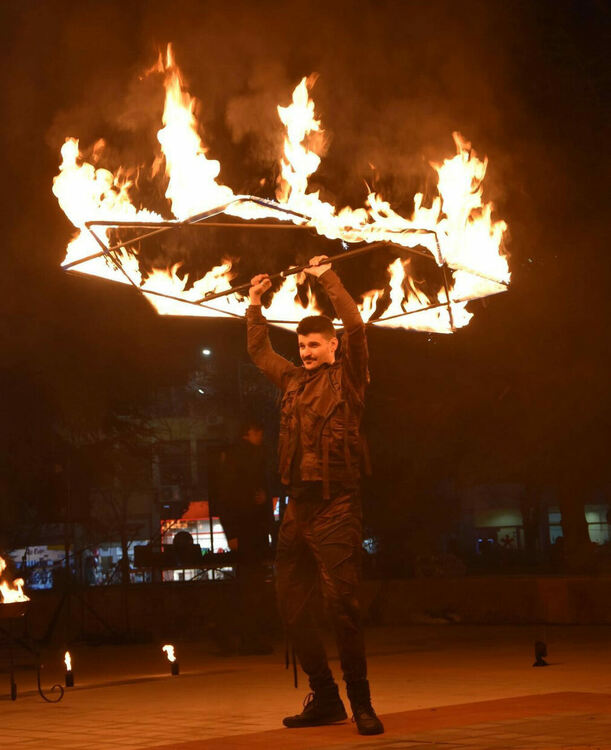 Грейна Коледната елха в Харманли