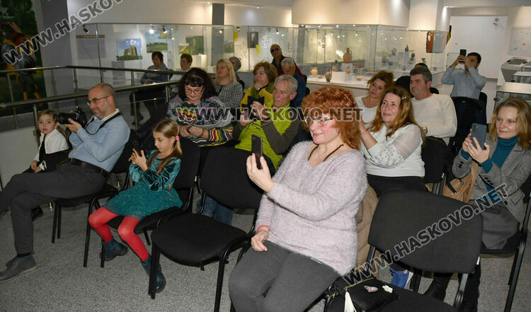 Хасково се докосна до индийската култура