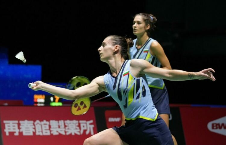 Габриела и Стефани са на финал