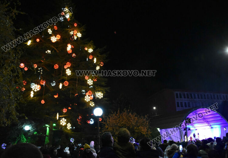 Дядо Коледа пристигна и в Димитровград