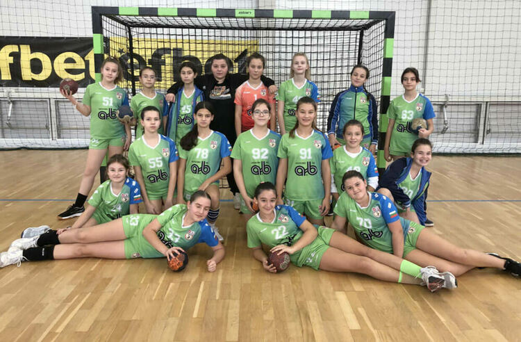 Младите хандбалистки на „Хасково“ с две победи в първенството