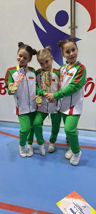 5 състезателки на „Виолена“ се завърнаха с медали от Букурещ