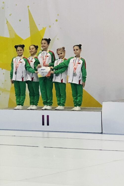 5 състезателки на „Виолена“ се завърнаха с медали от Букурещ