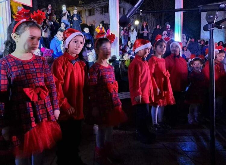 Доброто обедини деца, родители и учители от ДГ "Веселушко"