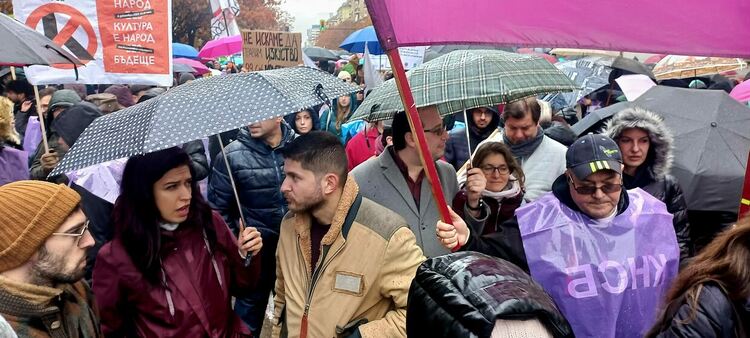 Актрисата Иванка Шекерова: Видях срама в очите на полицая, че не е от страната на културата, а е задължен да я избутва