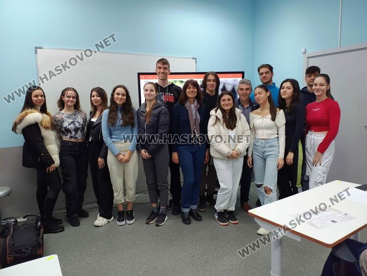 6 медала за ученици от ПМГ от математическия турнир „Перперикон“