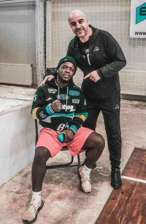 Испанец донесе медал на свиленградския клуб по бокс „Армата“