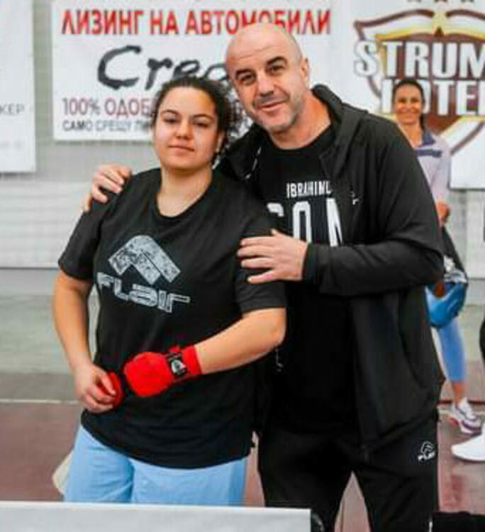 Испанец донесе медал на свиленградския клуб по бокс „Армата“