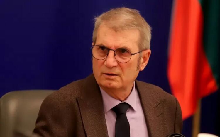 Хинков и Ангелов се сблъскаха челно за „Пирогов“ в ефир