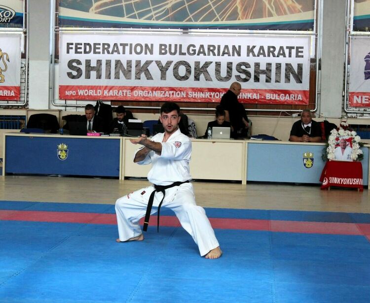 Поредни шест медала за състезателите от СК "Хамон"