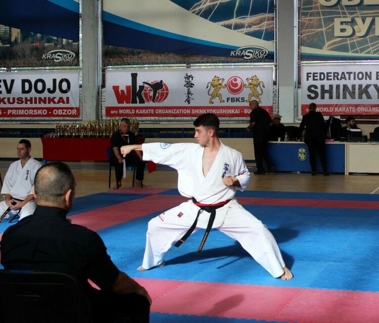 Поредни шест медала за състезателите от СК "Хамон"