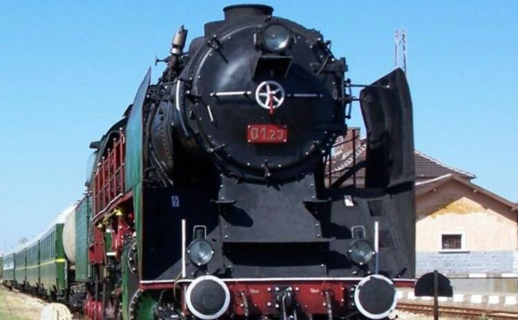 БДЖ организира Коледни пътувания с парен локомотив