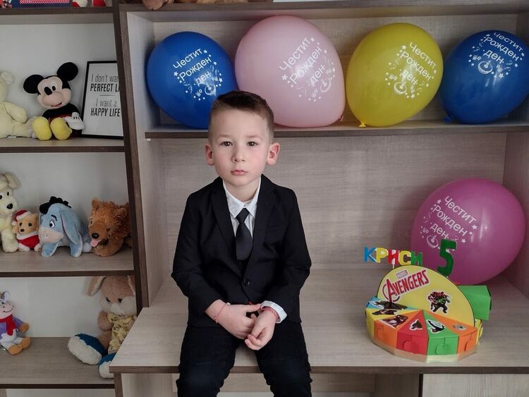 "Споделена Коледа" в Златоград помага на малкия Кристиян