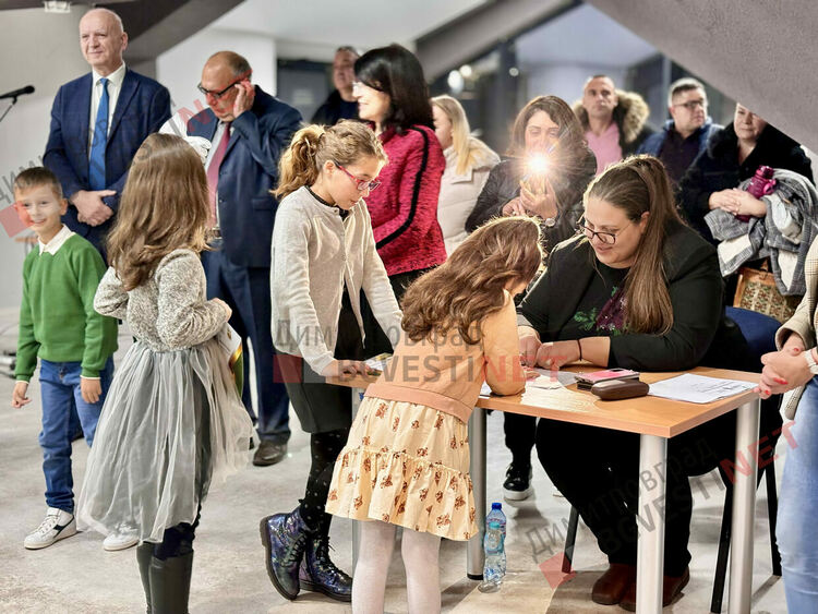 132 деца от Димитровград получиха стипендии за заслуги