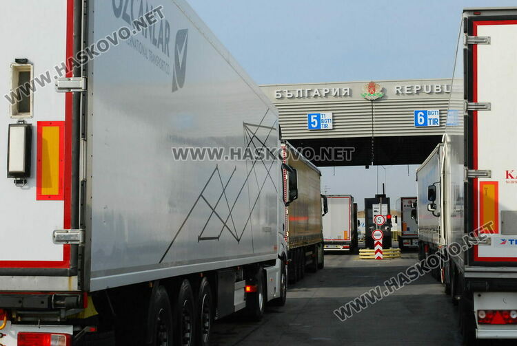 Разкриха контрабанда на злато и сребро за 95 бона