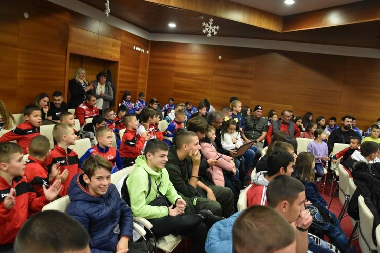 Ежегодната „Вечер на спортиста“ се проведе в Харманли