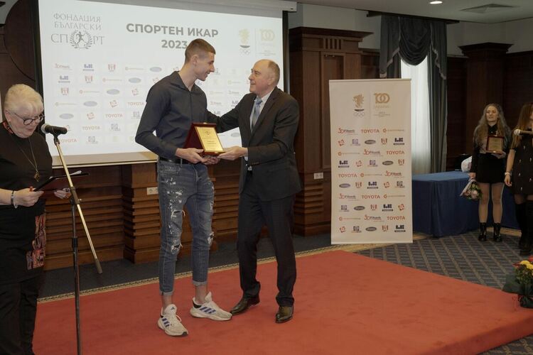 В юбилейната година БОК връчи наградите за 2023-та заедно със спортните Икари