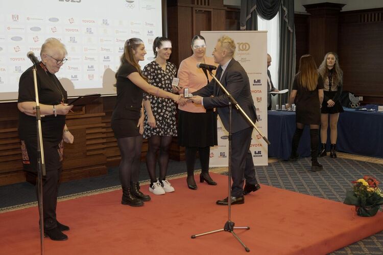 В юбилейната година БОК връчи наградите за 2023-та заедно със спортните Икари