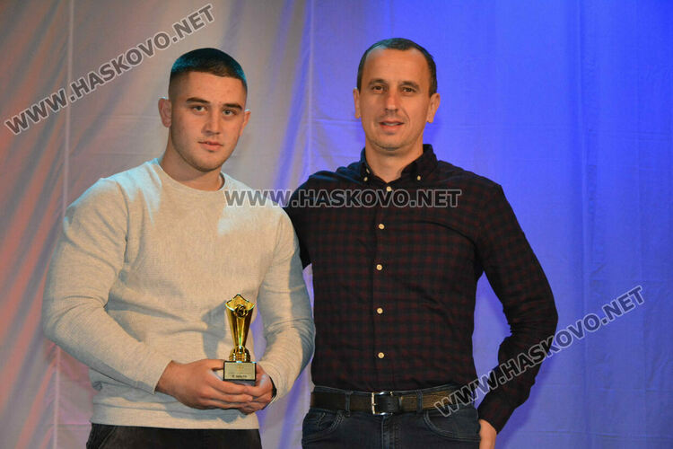 Лекоатлетката Стефанина Захариева е спортист № 1 на Спортно училище „Стефан Караджа“