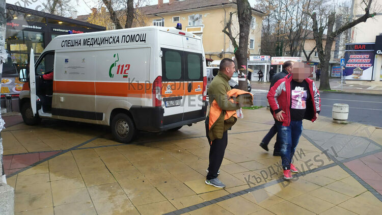 Псуват служители на ЦСМП в усилията им да окажат спешна помощ в Кърджали, намесва се полицията