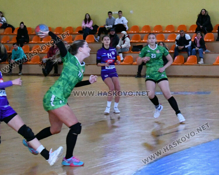„Хасково“ стартира с победа в поредния кръг от хандбалната „Б“ група