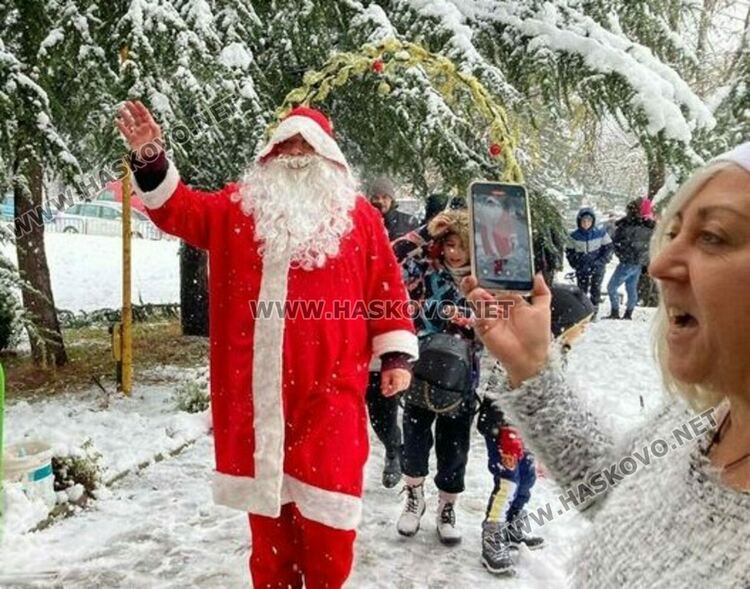 Организираха благотворителен базар за ремонт на църквата в село Книжовник