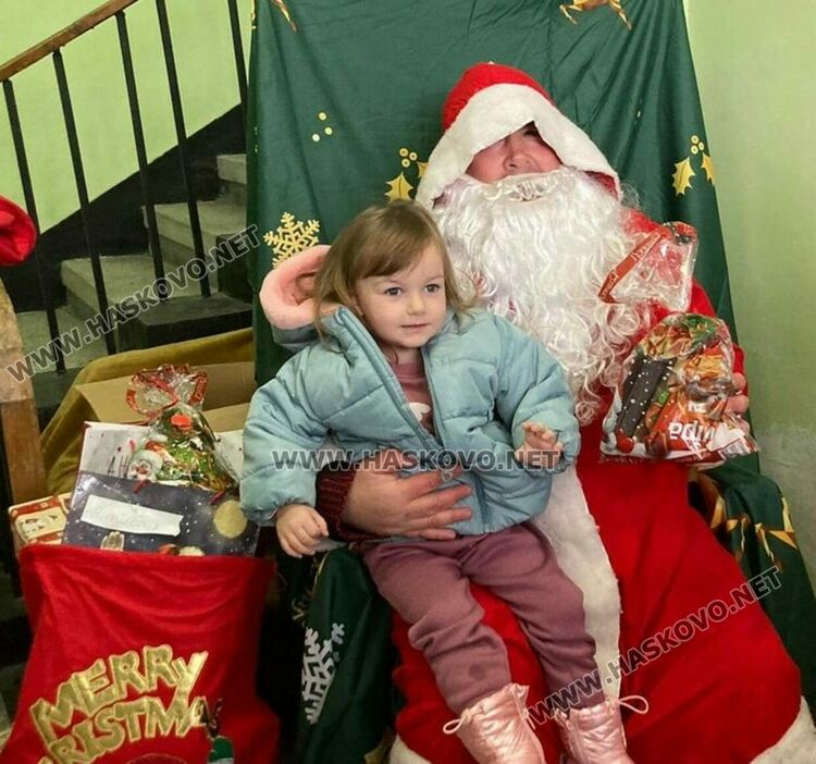 Организираха благотворителен базар за ремонт на църквата в село Книжовник