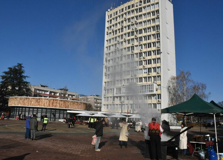 1000 порции боб на Коледната трапеза в Димитровград