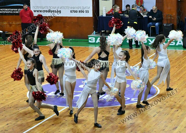 Баскетболният „Хасково“ с домакински успех над „Академик“