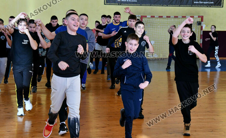 Благотворителна тренировка се проведе в комплекс „Спартак“