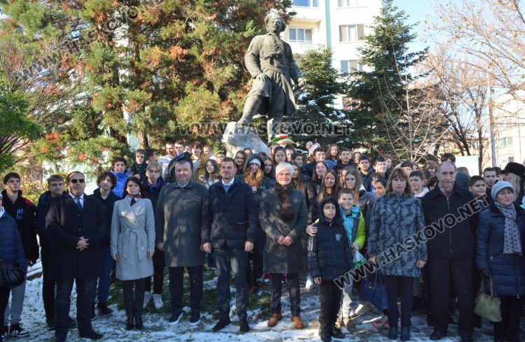 Хасковлии почетоха 179 г. от рождението на Капитан Петко войвода