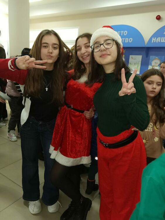 Концерт и базар в „Шандор Петьофи“ за събиране на средства за църквата в „Орфей“ 