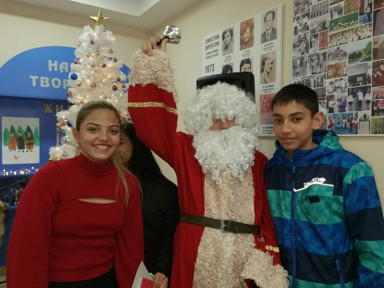 Концерт и базар в „Шандор Петьофи“ за събиране на средства за църквата в „Орфей“ 