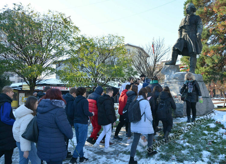 Хасковлии почетоха 179 г. от рождението на Капитан Петко войвода