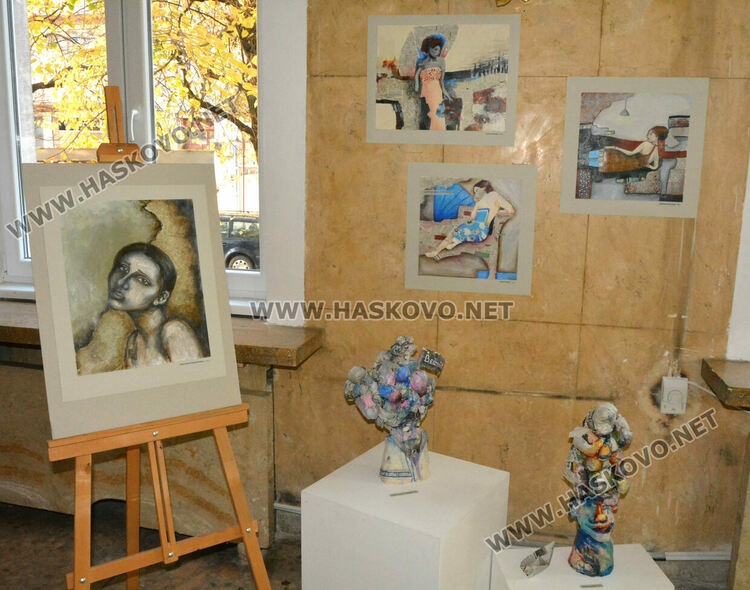 Вестникът, като провокация и интерпретация в Коледната изложба на Школа „Колорит“