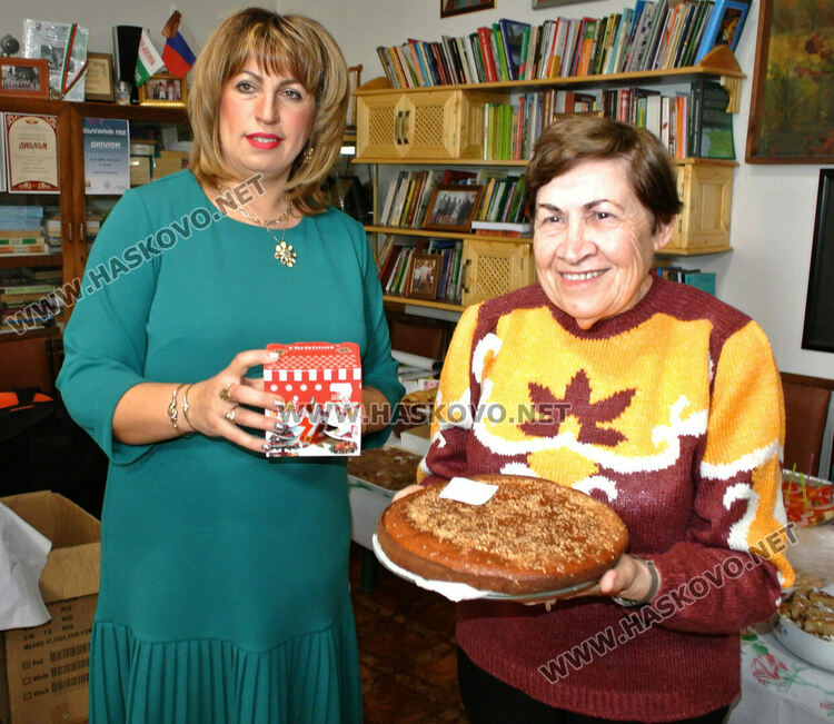 Кулинарна изложба и фолклорни изпълнения на Игнажден в Тракийското дружество